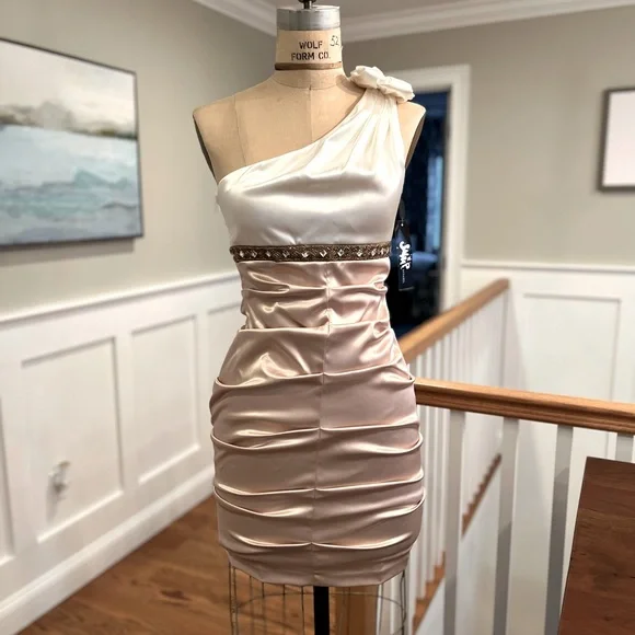Jump | Dresses | Jump Apparel Nwt Satin Cocktail Dress Beige Ivory Junior  Size 78